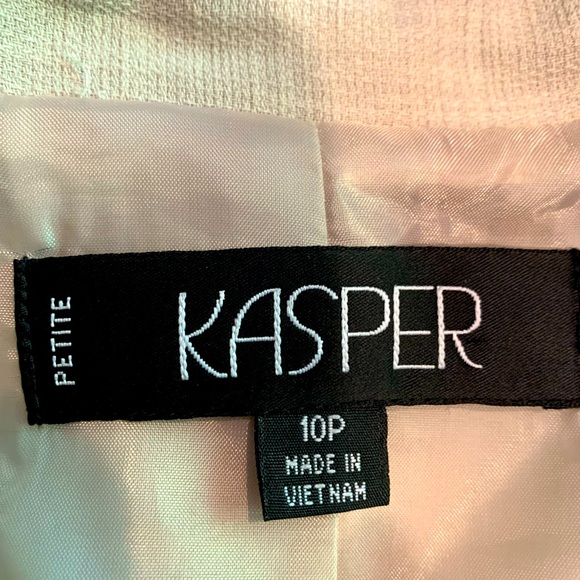 Kasper linen look belted blazer jacket, size 10 Petite - Picture 4 of 5